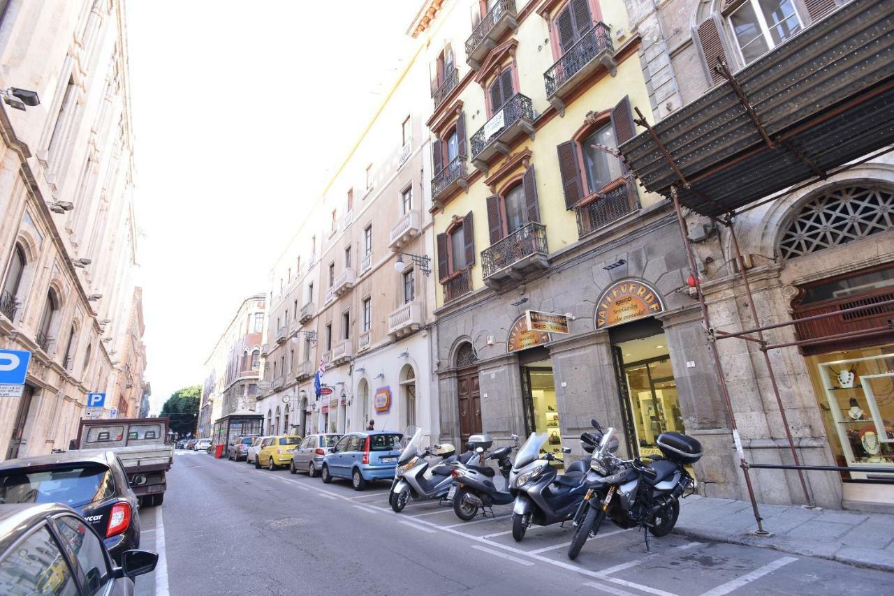 Izzhome Full Center Cozy Cagliari Dış mekan fotoğraf