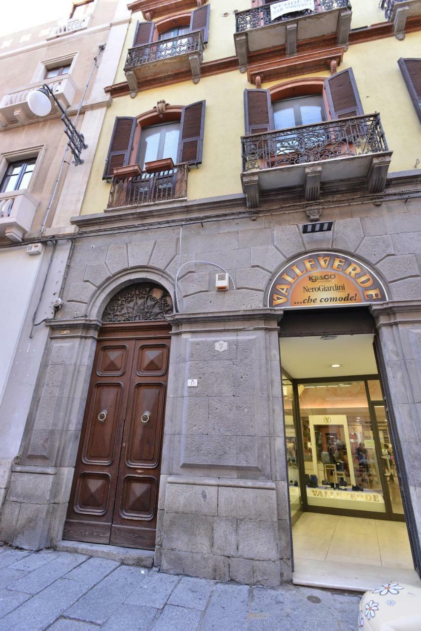 Izzhome Full Center Cozy Cagliari Dış mekan fotoğraf